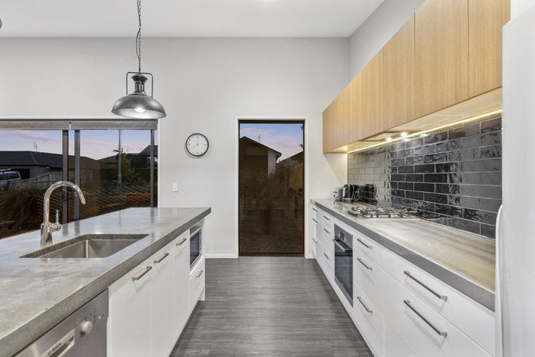 Photo of property in 8 Materawaho Way, Pyes Pa, Tauranga, 3112