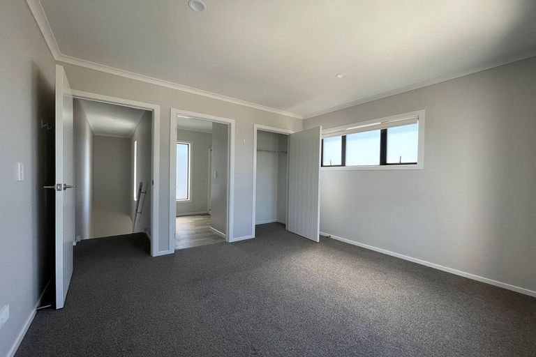 Photo of property in 12 Emmadale Lane, Hamilton East, Hamilton, 3216