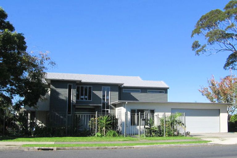 Photo of property in 20 Wiseley Road, Hobsonville, Auckland, 0618