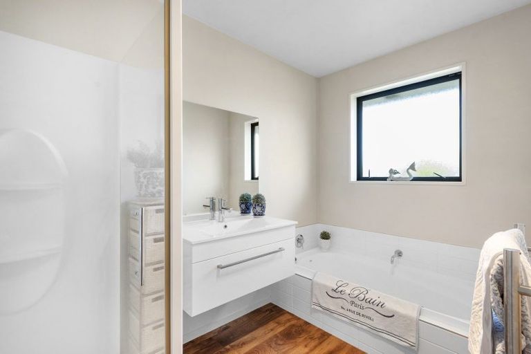 Photo of property in 23 Larne Place, Belfast, Christchurch, 8051