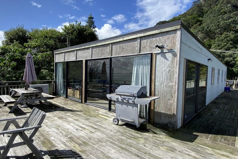 Photo of property in 8 Darch Point Road, Whangarei Heads, Whangarei, 0174