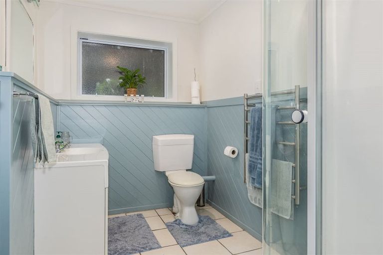 Photo of property in 5 Trevor Terrace, Paremata, Porirua, 5024