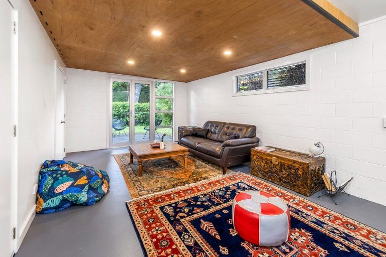 Photo of property in 71 Moa Road, Point Chevalier, Auckland, 1022