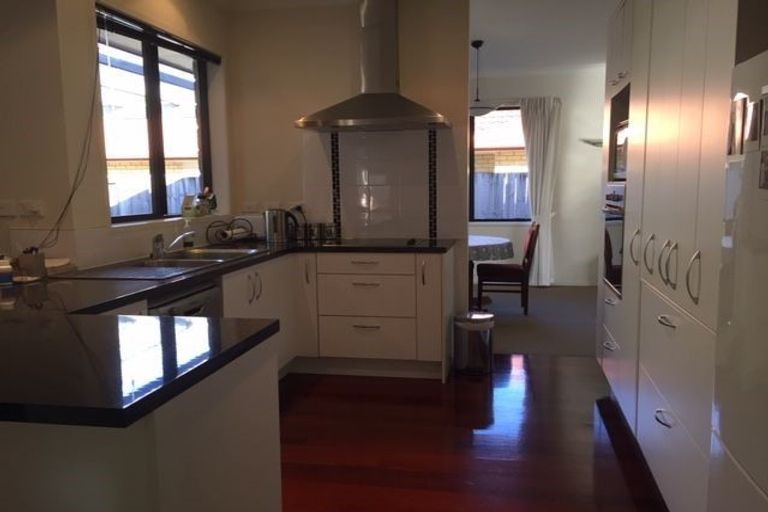 Photo of property in 18 Edwin Grove, Bethlehem, Tauranga, 3110