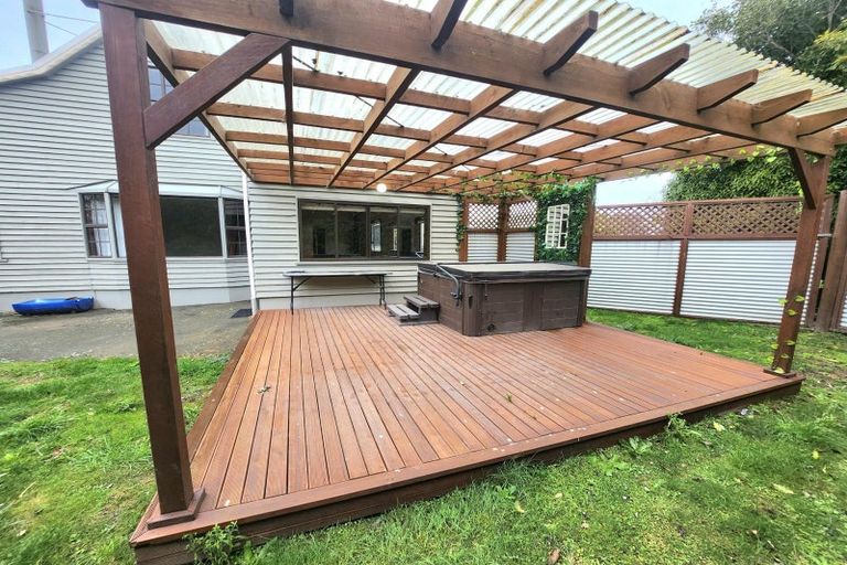 Photo of property in 11 Caen Street, Oamaru North, Oamaru, 9400