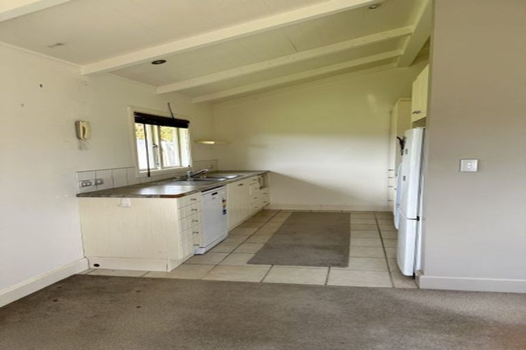 Photo of property in 90 Escott Road, Dairy Flat, 0794