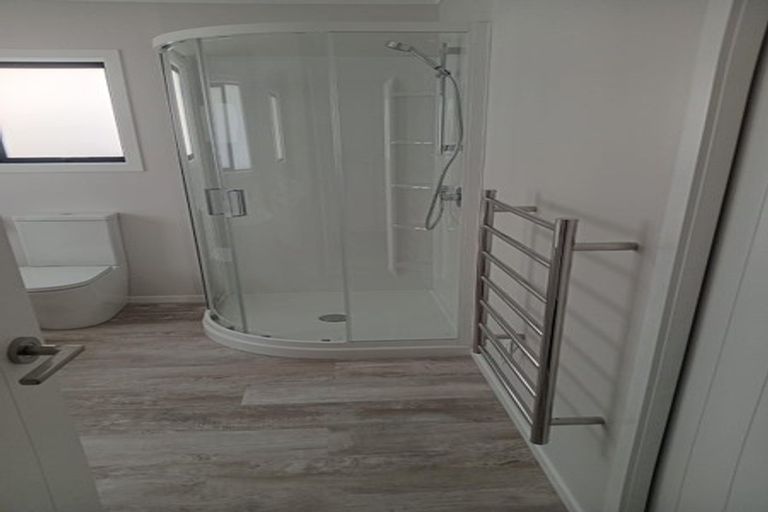 Photo of property in 39 Strathmore Avenue, Levin, 5510