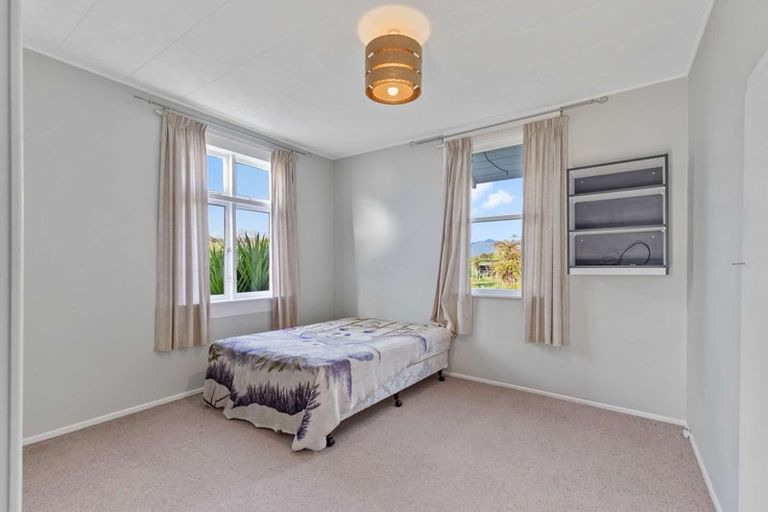 Photo of property in 143 Muhunoa Road East, Ohau, Levin, 5570