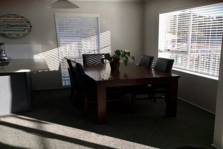 Photo of property in 38 Staithes Drive North, Whitby, Porirua, 5024