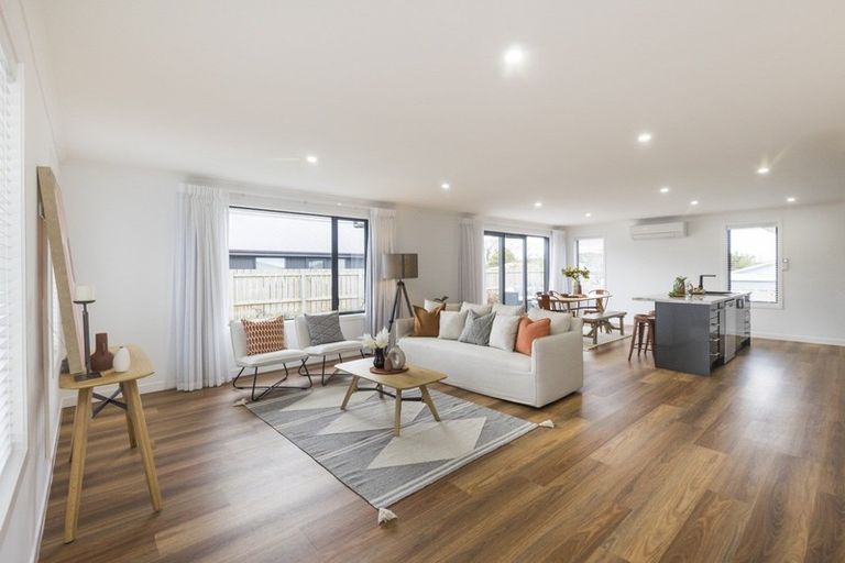 Photo of property in 27 Poplar Grove, Feilding, 4702