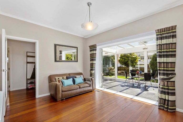 Photo of property in 17 Hathaway Avenue, Boulcott, Lower Hutt, 5010