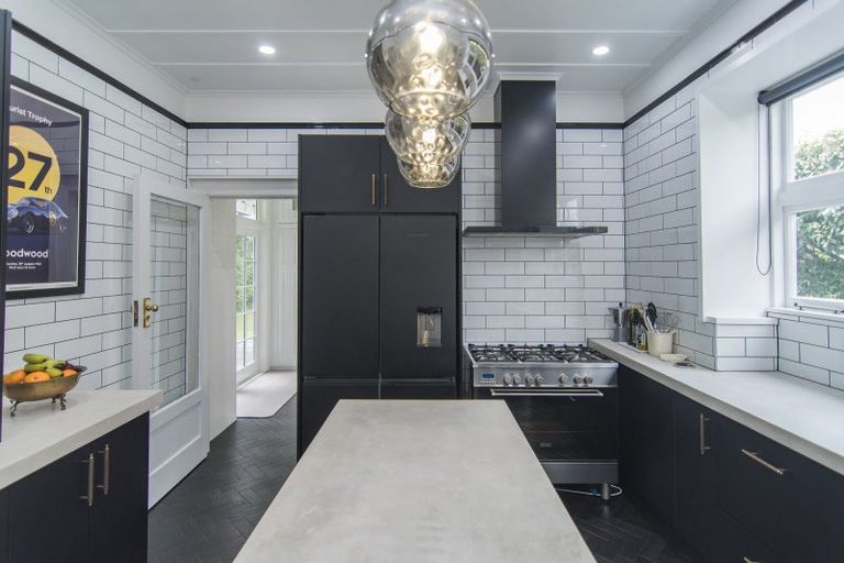 Photo of property in 17 Seddon Street, Highfield, Timaru, 7910