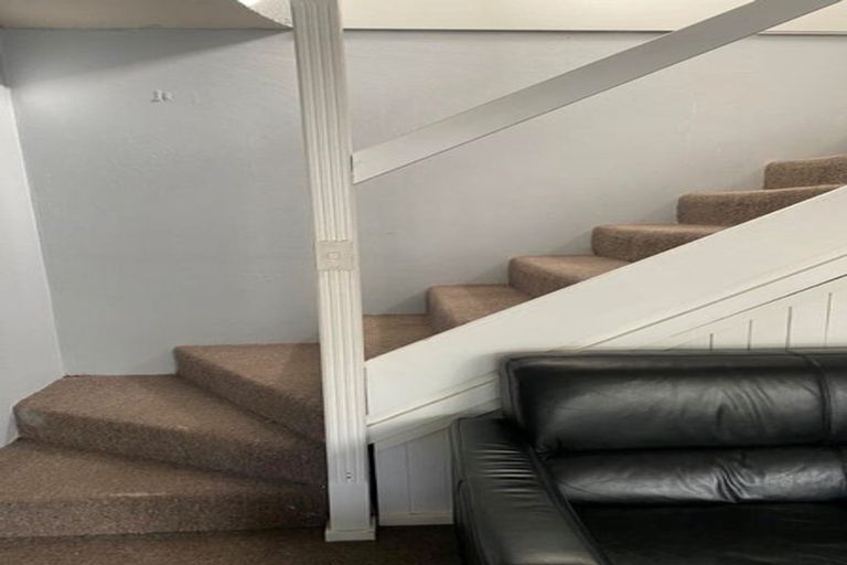 Photo of property in 4/702 Grays Road, Mahora, Hastings, 4120