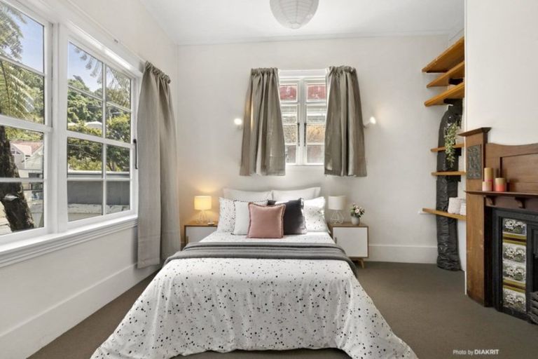 Photo of property in 5 Honiana Te Puni Street, Aro Valley, Wellington, 6021