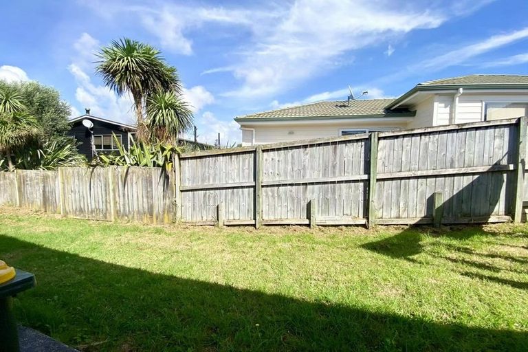 Photo of property in 2/43 Elliot Street, Howick, Auckland, 2014