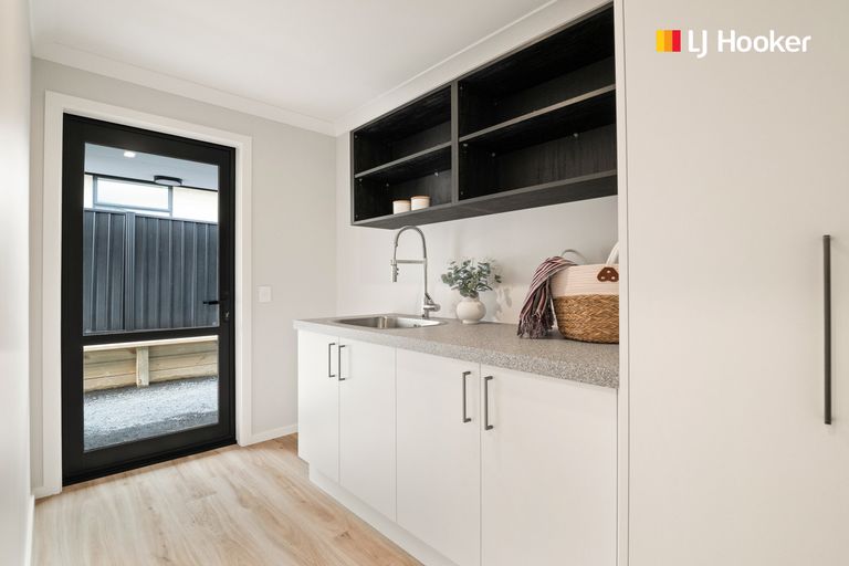 Photo of property in 60 Heathfield Drive, Mosgiel, 9024