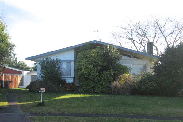 Photo of property in 10 Brough Place, St Andrews, Hamilton, 3200