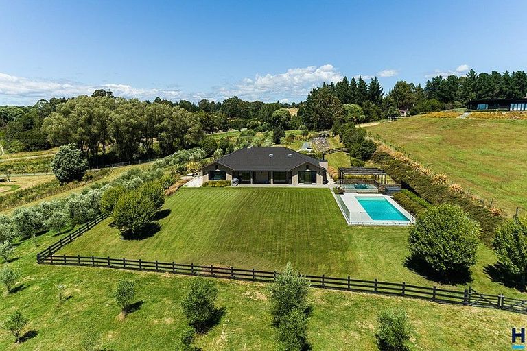 Photo of property in 106 Awa Awa Road, Tasman, Upper Moutere, 7173