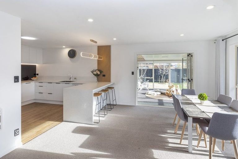 Photo of property in 20 Riegler Place, Belfast, Christchurch, 8051