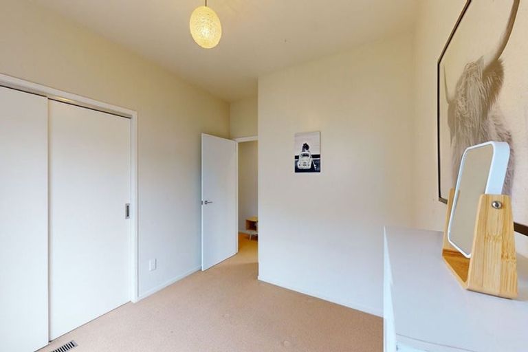 Photo of property in 143 Derwent Street, Island Bay, Wellington, 6023