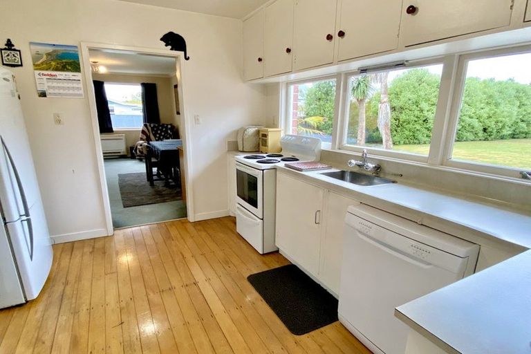 Photo of property in 20 Chervier Street, Leeston, 7632