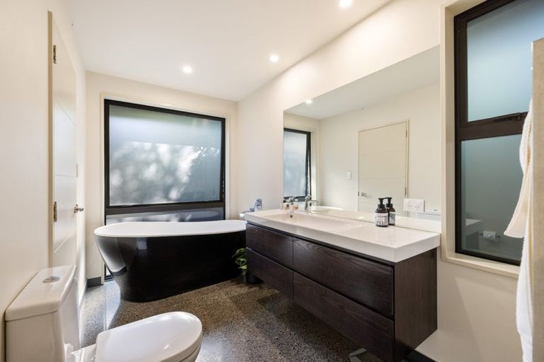 Photo of property in 200 Kennedys Bush Road, Kennedys Bush, Christchurch, 8025