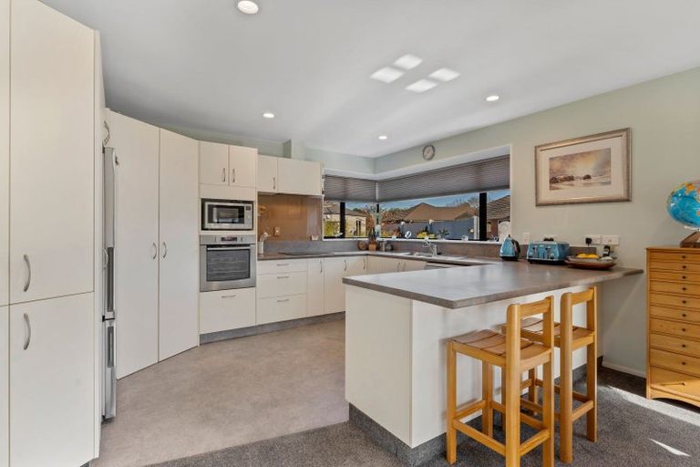 Photo of property in 30 Endeavour Street, Riversdale, Blenheim, 7201