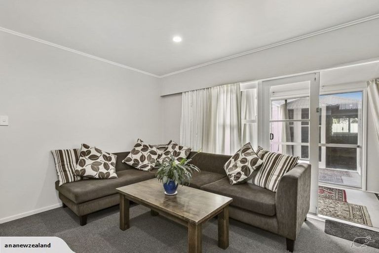 Photo of property in 2/50 Hain Avenue, Mangere East, Auckland, 2024