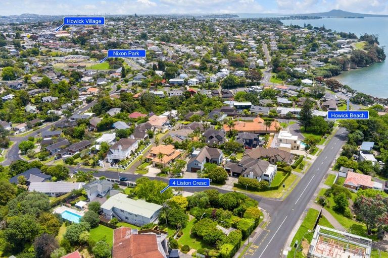 Photo of property in 4 Liston Crescent, Cockle Bay, Auckland, 2014