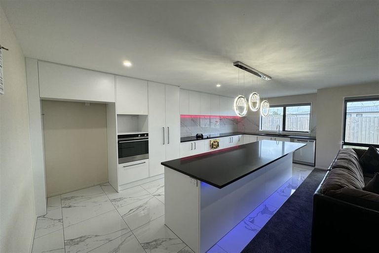 Photo of property in 7 Fountain Place, Rolleston, 7614