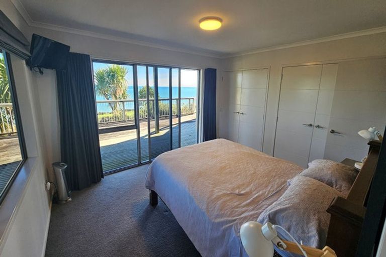 Photo of property in Pukearuhe Road, Waiiti, Urenui, 4377