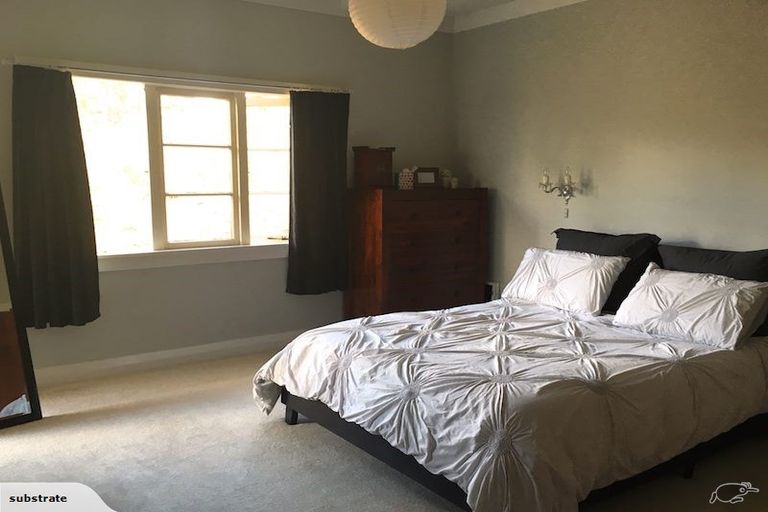 Photo of property in 93a Shaw Road, Oratia, Auckland, 0604