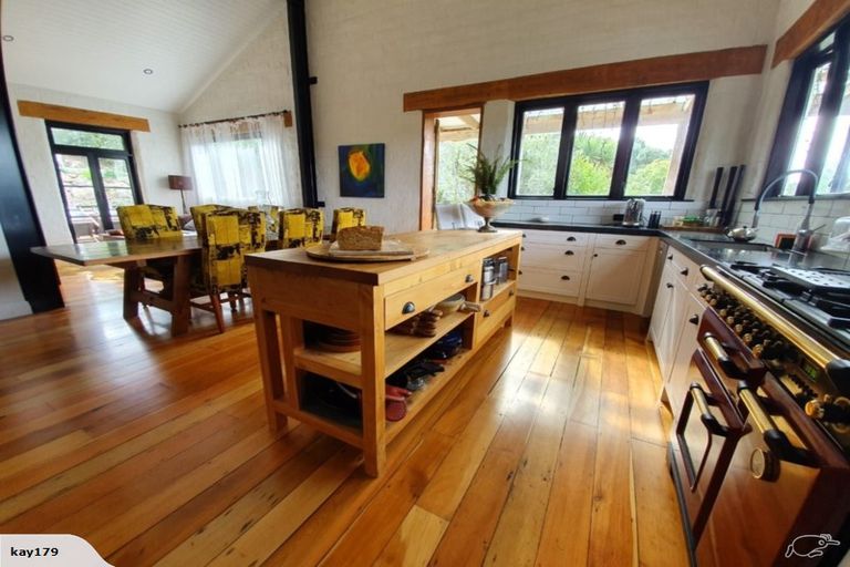 Photo of property in 47 Wilma Road, Ostend, Waiheke Island, 1081