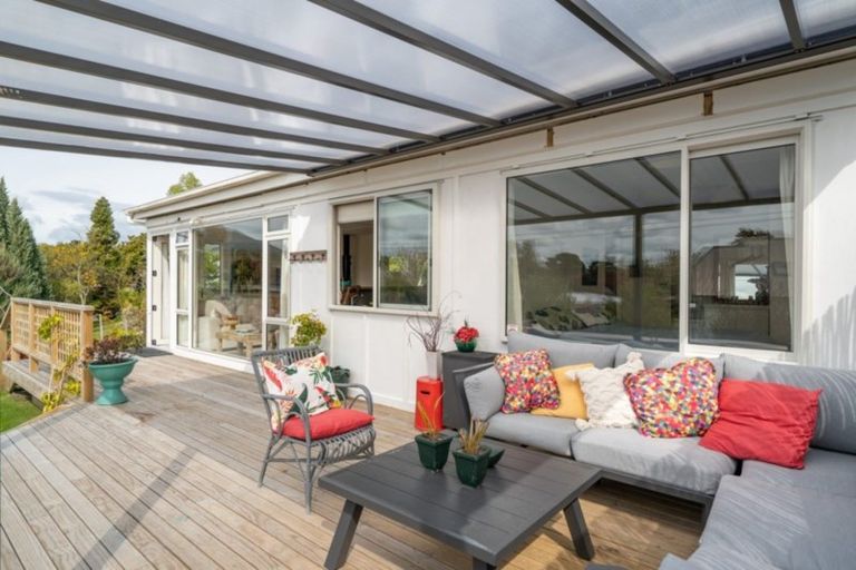 Photo of property in 49 Matuku Street, Two Mile Bay, Taupo, 3330