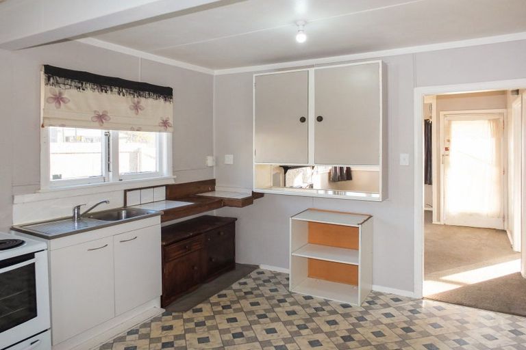 Photo of property in 11 Thomas Place, Foxton Beach, Foxton, 4815