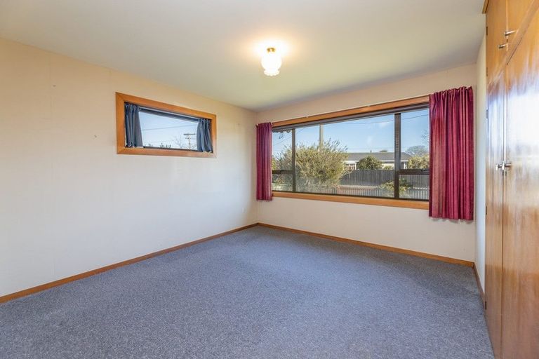 Photo of property in 28 Chedworth Avenue, Bishopdale, Christchurch, 8053