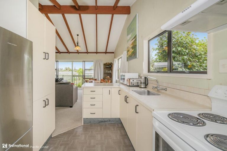 Photo of property in 1 Norfolk Place, Tairua, 3508