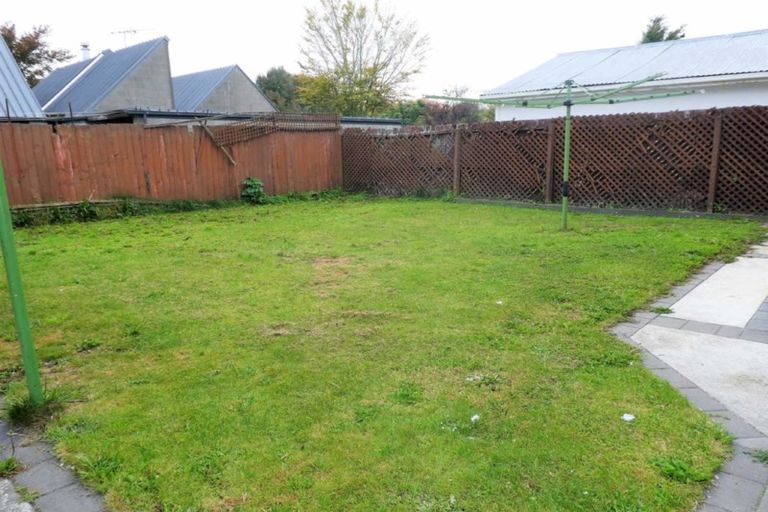 Photo of property in 33 Hanrahan Street, Upper Riccarton, Christchurch, 8041