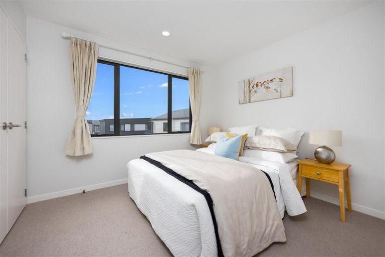 Photo of property in 4 Henry Lloyd Place, Silverdale, 0932