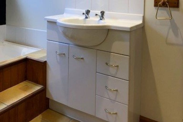 Photo of property in 39 Diomede Glade, Flagstaff, Hamilton, 3210