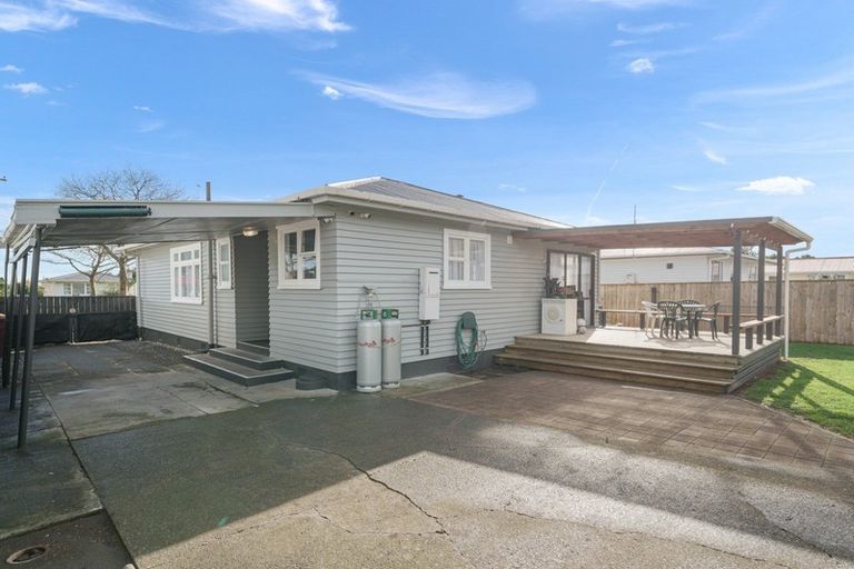 Photo of property in 13 Matai Street, Levin, 5510