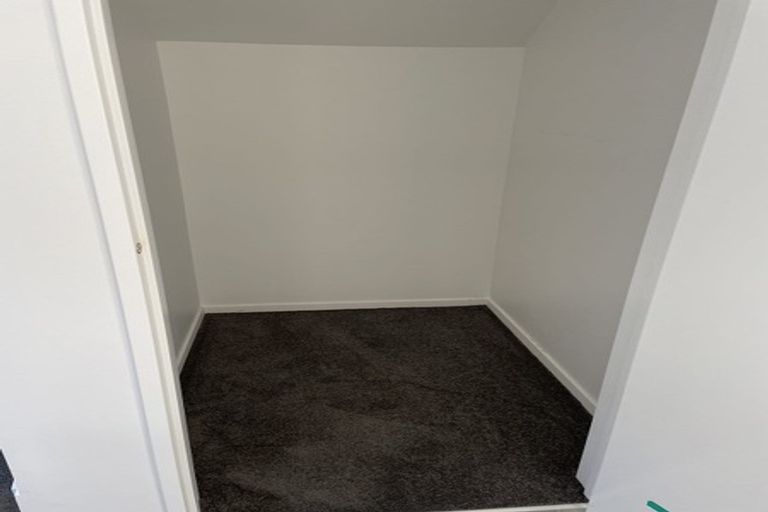 Photo of property in 33d Hillcrest Road, Papatoetoe, Auckland, 2025