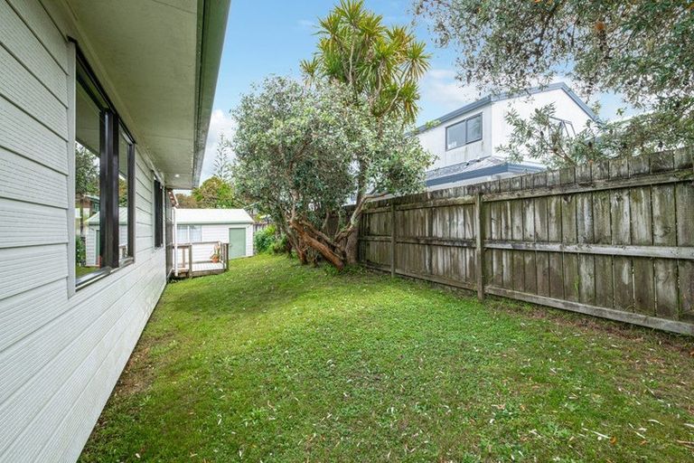 Photo of property in 59b Glendene Avenue, Glendene, Auckland, 0602
