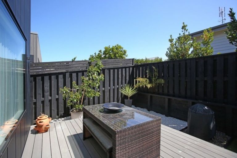 Photo of property in 10 Stockyard Crescent, Pukekohe, 2120