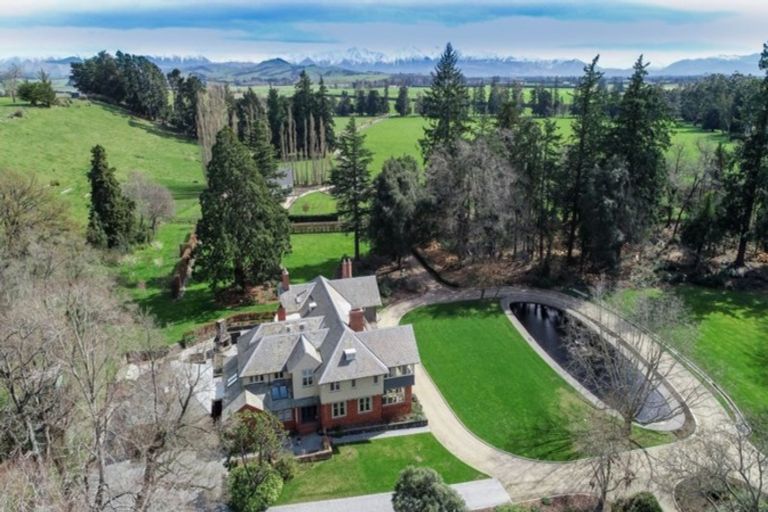 Photo of property in Racecourse Hill Homestead, 3979 West Coast Road, Darfield, 7571