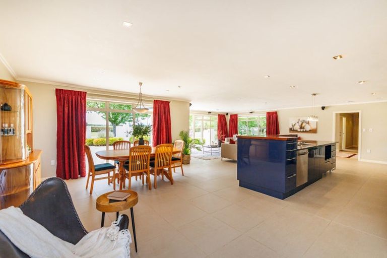 Photo of property in 5 Te Arakura Road, Newbury, Feilding, 4775