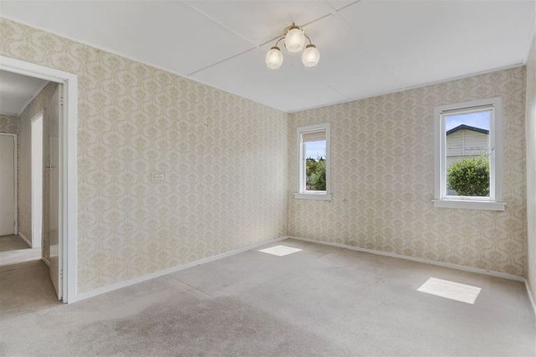 Photo of property in 47 Withers Road, Glen Eden, Auckland, 0602