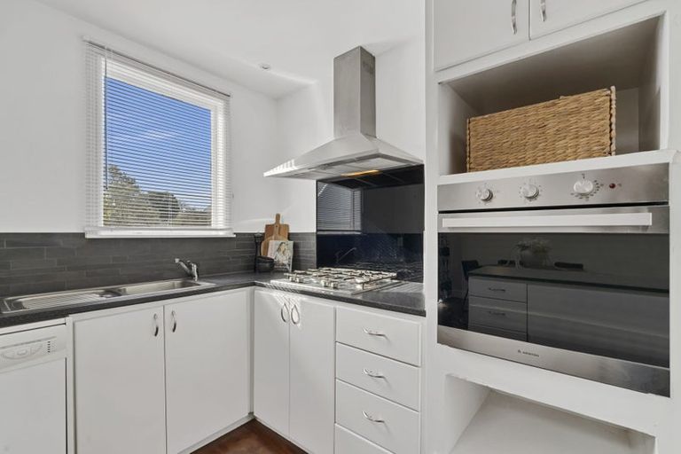 Photo of property in 123 Fisher Avenue, Beckenham, Christchurch, 8023