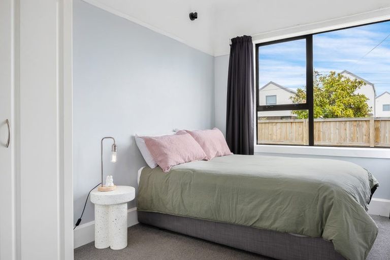 Photo of property in 106 Mackworth Street, Woolston, Christchurch, 8062