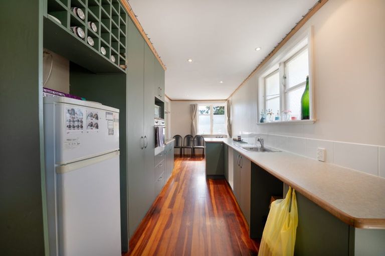 Photo of property in 15 Martin Street, Ranui, Porirua, 5024